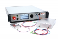 高出力光増幅器　